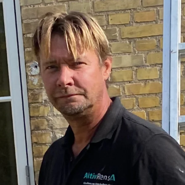 Kontakt Aktiv Rens for fliserens